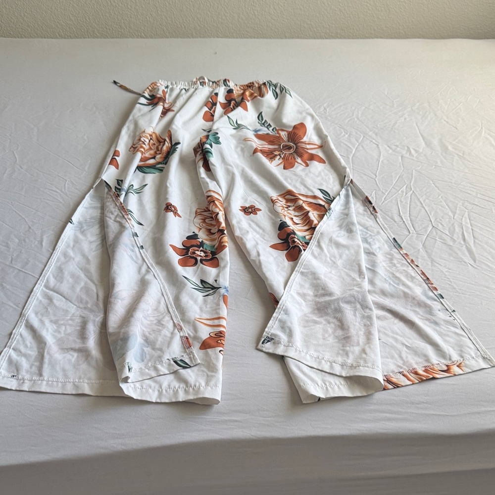 White Floral Split-Leg Drawstring Pants - image 2